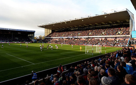 凭借出色的 凭借出色的